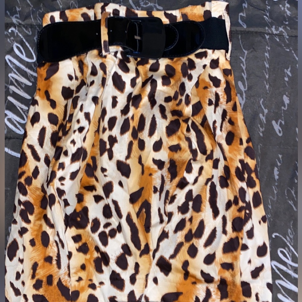 Cute leopard skirt